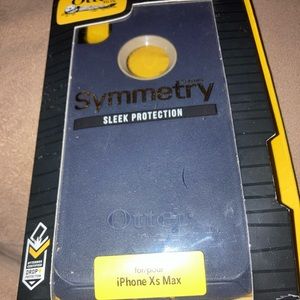 Otter box phone cover for iPhone XS Max